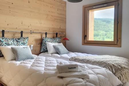 Holiday in mountain resort 6 room triplex chalet 12 people (Ibis Viperae) - Le Hameau de Caseblanche - Saint Martin de Belleville - Bedroom