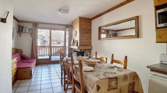 Vacanze in montagna Appartamento 3 stanze per 6 persone (1) - Le Hameau de la Sapinière - Chalet Cembro - Les Menuires - Soggiorno
