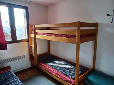 Holiday in mountain resort 2 room apartment 5 people (G103) - Le Hameau des Aiguilles - Albiez Montrond - Bunk beds