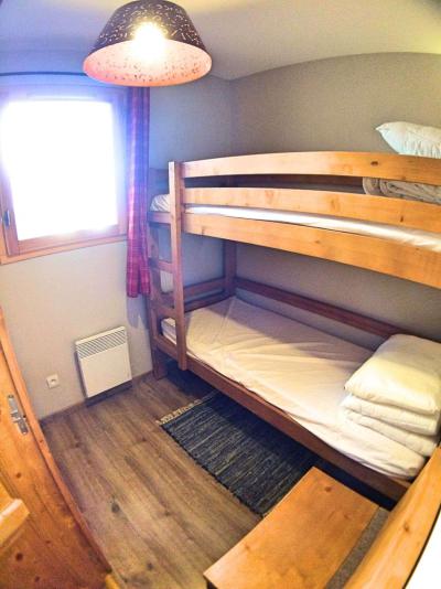 Holiday in mountain resort 4 room apartment 8 people (22C) - Le Hameau des Rennes - Vars - Bunk beds