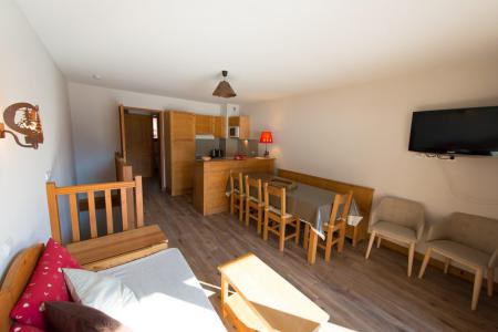 Holiday in mountain resort 4 room duplex apartment 6 people (D22) - Le Hameau des Rennes - Vars - Living room