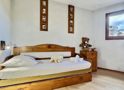 Holiday in mountain resort Studio cabin 4 people (3010) - Le Hameau du Borsat - Tignes - Bedroom