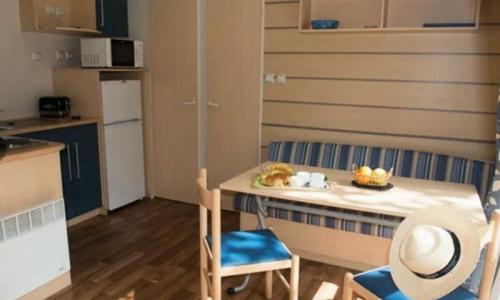 Каникулы в горах Дом на колёсах  3 комнат 6 чел. (Confort 30m²) - Le Malazéou Wellnesse Sport Camping - Ax-les-Thermes - летом под открытым небом