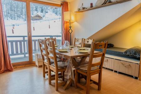 Vacanze in montagna Appartamento 2 stanze per 7 persone (228) - Le Parc des Airelles - Les Orres - Soggiorno