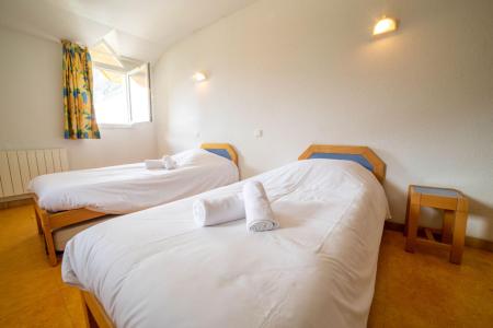 Vacaciones en montaña Habitación Triple (CHT) - Le Rabuons - Auron - Habitación