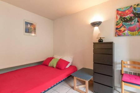 Vakantie in de bergen Studio bergnis 4 personen (101) - Le Relais de la Guisane II - Serre Chevalier - Kamer