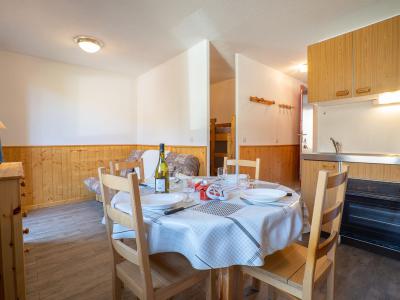 Holiday in mountain resort 1 room apartment 4 people (9) - Le Sarvan - Les Menuires - Accommodation