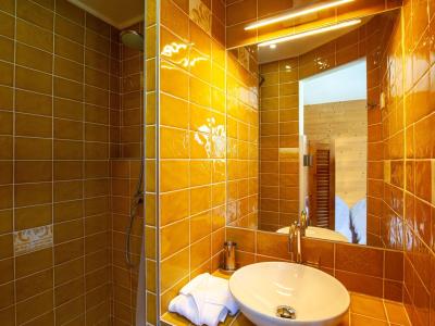 Vacanze in montagna Appartamento 5 stanze per 10 persone (5) - Le Shamrock - Tignes - Bagno con doccia