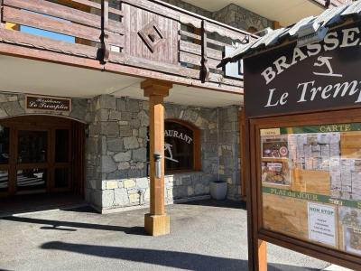 Vacances en montagne Studio cabine 4 personnes (01) - Le Tremplin - Méribel - Extérieur été