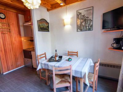 Holiday in mountain resort 1 room apartment 4 people (8) - Le Triolet - Chamonix - Accommodation