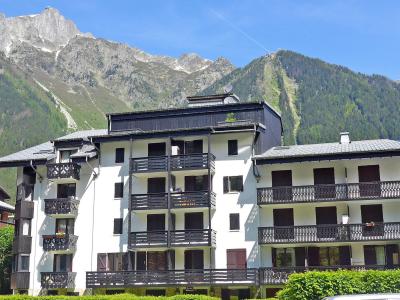 Rent in ski resort Le Triolet - Chamonix - Summer outside