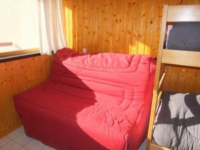 Holiday in mountain resort 1 room apartment 2 people (35) - Les Asters - Les Menuires - Bed-settee