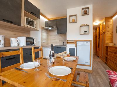 Holiday in mountain resort 2 room apartment 4 people (36) - Les Asters - Les Menuires - Accommodation