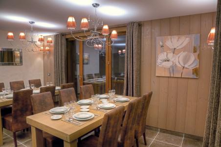 Holiday in mountain resort Les Balcons Platinium - Val Thorens - Dining area