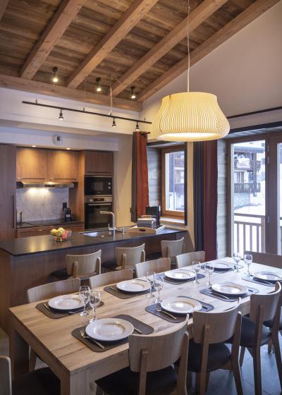 Holiday in mountain resort 5 room apartment 8-10 people - Les Balcons Platinium Val Cenis - Val Cenis - Table