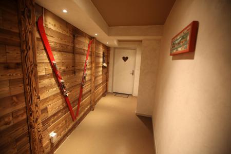 Holiday in mountain resort 4 room apartment 8 people (3) - Les Chalets d'Adrien - Valloire - Corridor