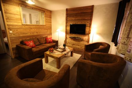 Holiday in mountain resort 4 room apartment 8 people (3) - Les Chalets d'Adrien - Valloire - Living room