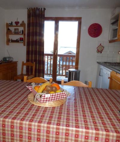 Urlaub in den Bergen 3-Zimmer-Holzhütte für 6 Personen (B5) - Les Chalets d'Arrondaz - Valfréjus - Tisch