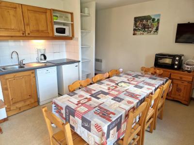 Wakacje w górach Apartament 4 pokojowy kabina dla 6-8 osób (I13) - Les Chalets d'Arrondaz - Valfréjus - Aneks kuchenny