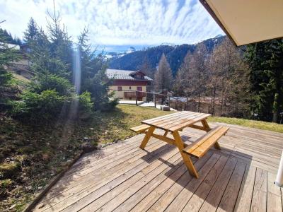 Vacances en montagne Appartement 4 pièces cabine 6-8 personnes (B2) - Les Chalets d'Arrondaz - Valfréjus - Terrasse