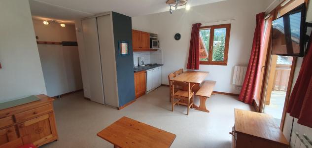 Urlaub in den Bergen Wohnung 3 Zimmer Kabine 4-6 Personen (G32) - Les Chalets d'Arrondaz - Valfréjus - Wohnzimmer