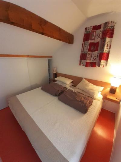 Vakantie in de bergen Appartement 2 kamers 4 personen (122) - Les Chalets d'Aurouze - La Joue du Loup - Kamer