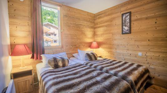 Holiday in mountain resort 7 room duplex chalet 12 people (Katerina) - Les Chalets de Bettaix - Les Menuires - Bedroom
