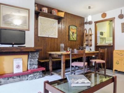 Vakantie in de bergen Appartement 4 kamers 8 personen (7) - Les Chalets de Champraz - Chamonix - Woonkamer