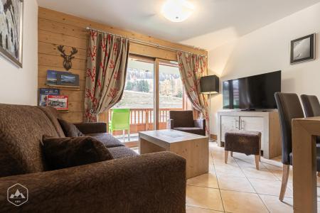 Holiday in mountain resort 3 room apartment 6 people (C04) - LES CHALETS DE FLAMBEAU - La Bresse - Living room