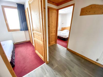 Holiday in mountain resort 3 room apartment 6 people - Les Chalets de l'Adonis - Les Menuires - Corridor