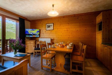 Vakantie in de bergen Appartement 4 kamers 8 personen - Les Chalets de l'Adonis - Les Menuires - Woonkamer