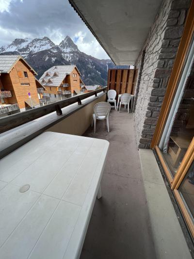 Vacances en montagne Studio 6 personnes (B02) - Les Chalets de Praroustan - Pra Loup - Terrasse