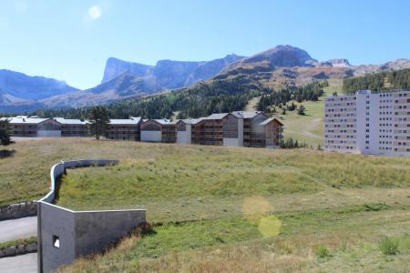 Vacanze in montagna Appartamento 4 stanze per 8 persone (CB11) - Les Chalets de SuperD Chardon Bleu - Superdévoluy - Esteriore estate