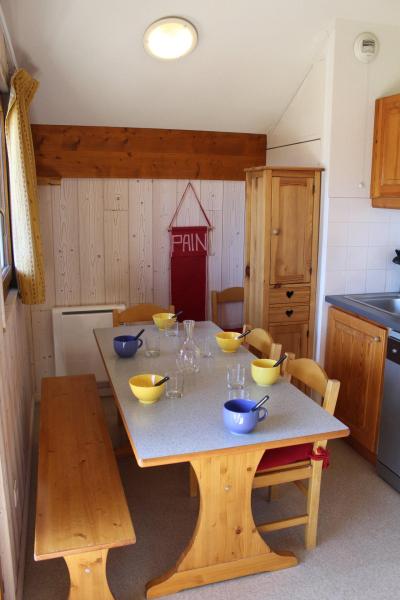 Vakantie in de bergen Appartement 2 kamers bergnis 4 personen (CB51) - Les Chalets de SuperD Chardon Bleu - Superdévoluy - Woonkamer