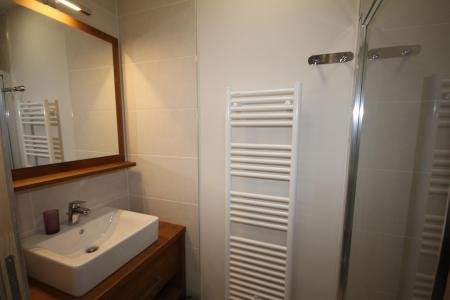 Holiday in mountain resort 3 room apartment 6 people (F22) - Les Chalets des Cimes - Les Saisies - Wash-hand basin