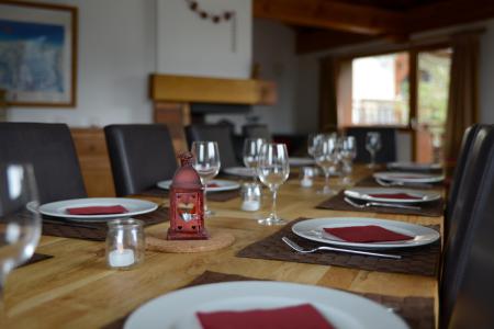 Holiday in mountain resort Les Chalets des Deux Domaines - Peisey-Vallandry