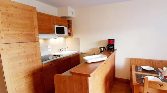 Holiday in mountain resort 3 room duplex apartment 6 people (G31) - Les Chalets des Rennes - Vars - Kitchen