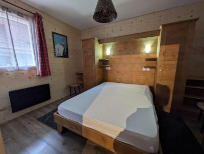 Holiday in mountain resort 4 room duplex apartment 8 people (C11) - Les Chalets des Rennes - Vars - Bedroom