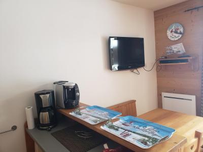 Vakantie in de bergen Appartement 2 kamers 4 personen (E32) - Les Chalets des Rennes - Vars - Woonkamer