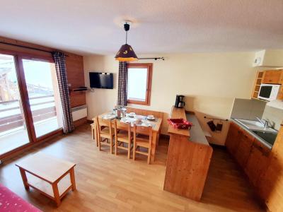 Vakantie in de bergen Appartement duplex 3 kamers 6 personen (G32) - Les Chalets des Rennes - Vars - Woonkamer