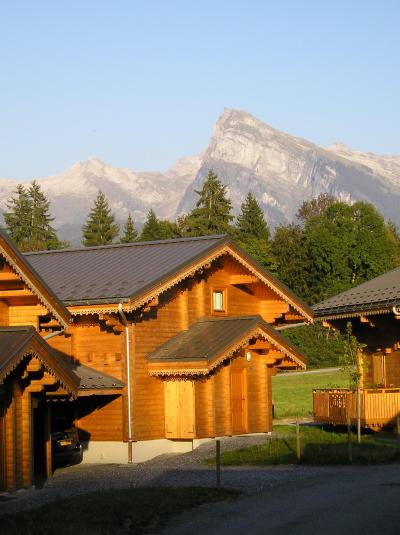 Vakantie in de bergen Les Chalets du Bois de Champelle - Morillon - Buiten zomer