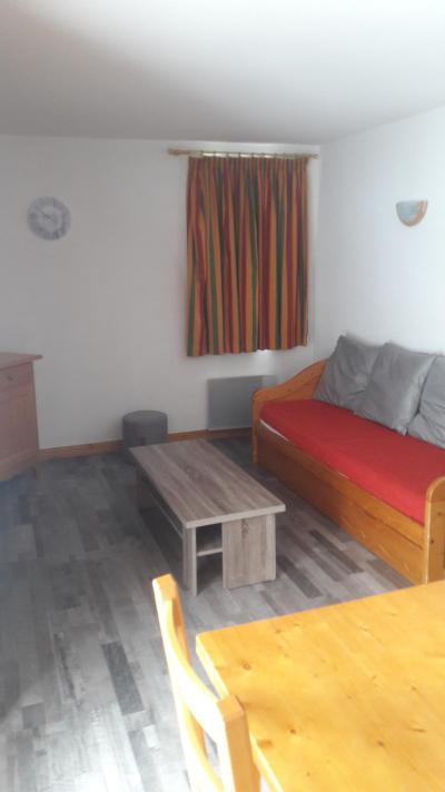 Holiday in mountain resort 3 room apartment 6 people (103) - Les Chalets du Galibier II - Valloire - Living room