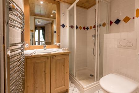 Holiday in mountain resort 4 room apartment 8 people (B02) - Les Chalets du Gypse - Saint Martin de Belleville - Shower room