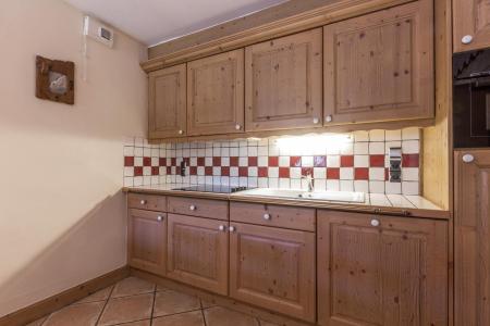 Holiday in mountain resort 4 room apartment 8 people (C05) - Les Chalets du Gypse - Saint Martin de Belleville - Kitchenette