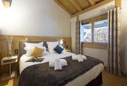 Holiday in mountain resort 2 room apartment 4 people - Les Chalets Eléna - Les Houches - Bedroom