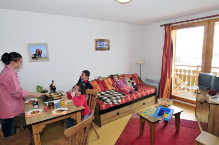 Urlaub in den Bergen Les Chalets Goélia - La Toussuire - Wohnzimmer