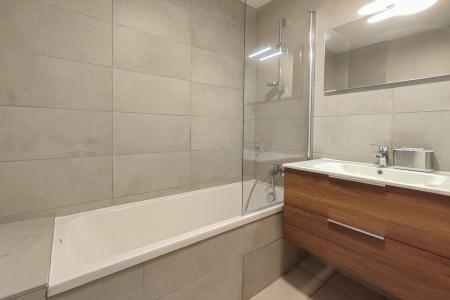 Holiday in mountain resort 5 room duplex chalet 8 people (Gaspesie) - Les Chalets Lumi - Valmorel - Bathroom