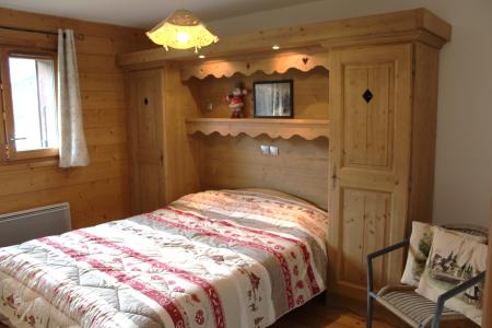Holiday in mountain resort 3 room apartment 6 people - Les Chardons Argentés - Samoëns - Bedroom