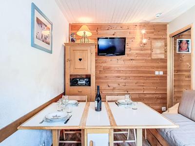 Holiday in mountain resort 2 room apartment 3 people (1) - Les Chaudes Almes - Tignes - Accommodation