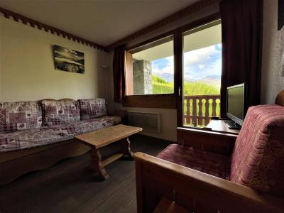 Vakantie in de bergen Appartement 2 kabine kamers 4-6 personen (002) - Les Côtes d'Or Chalet Bossons - Les Menuires - Woonkamer